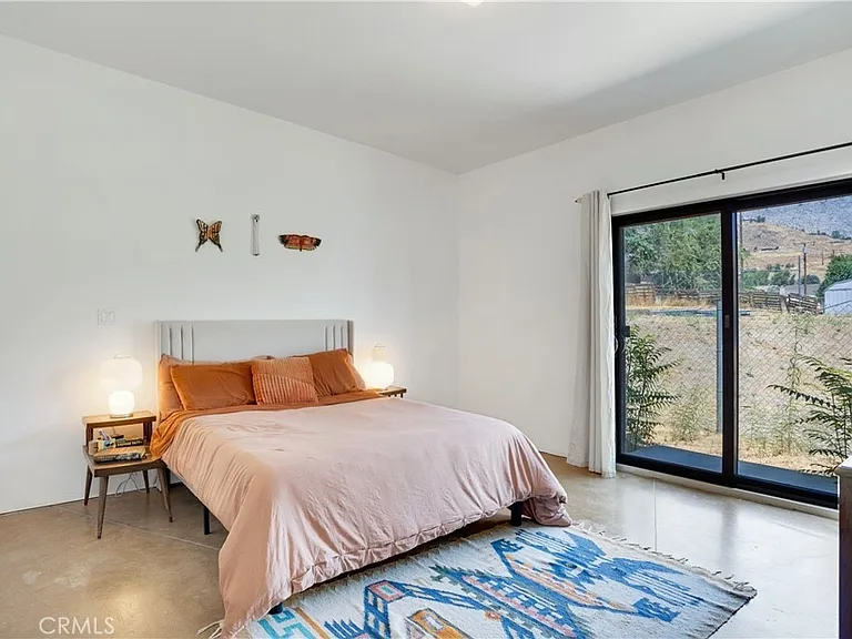 150 Williams St #2 — Photo 10