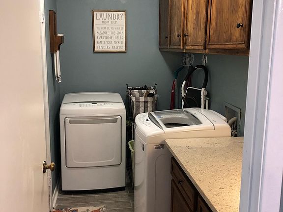 2nd image of 4307 Edinburgh Dr