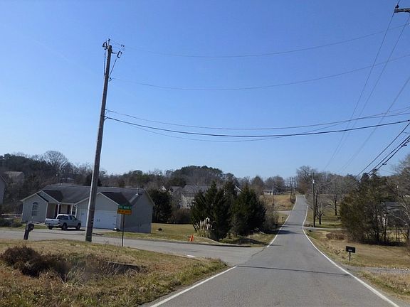 5th image of 7024 Pine Grove Rd