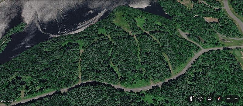 3rd image of 41 Totem Lodge Road