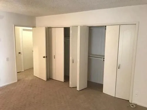 11810 Mayfield Ave #205 — Photo 9