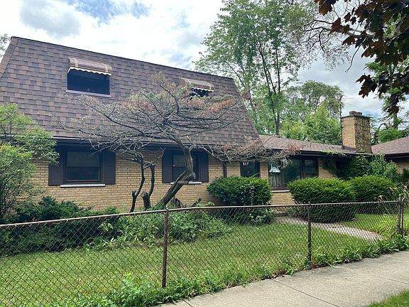 2nd image of 7800 Leclaire Ave