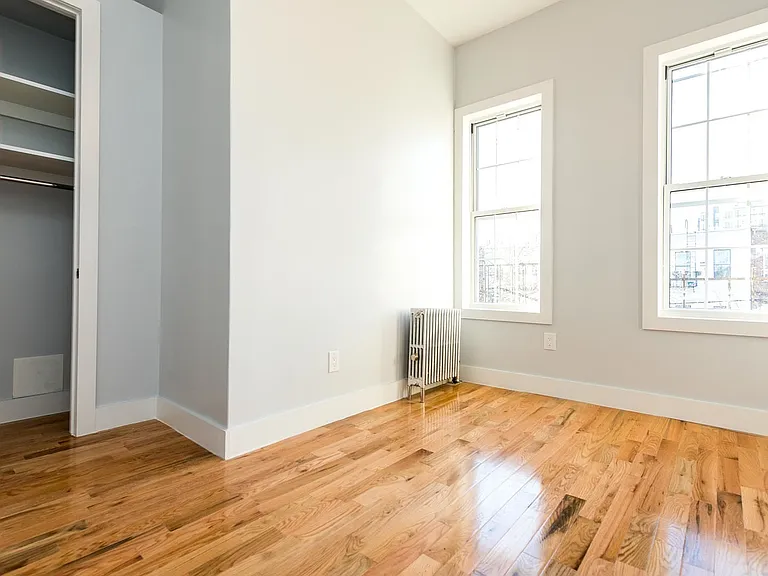 179 Stanhope St #3R — Photo 14