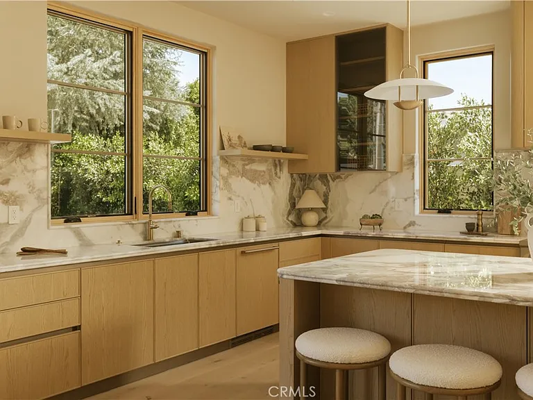 4940 Hesperia Ave — Photo 4