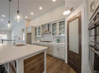 9965 Rothschild Ct, Centerville, OH 45458