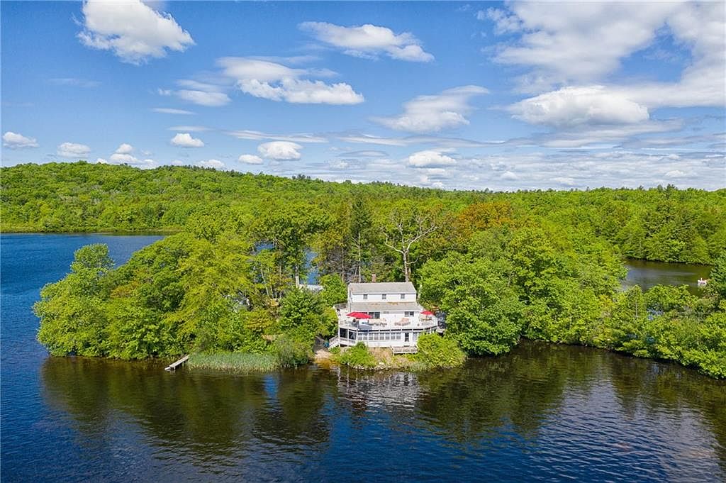 115117 Sand Dam Rd, Glocester, RI 02814 Zillow