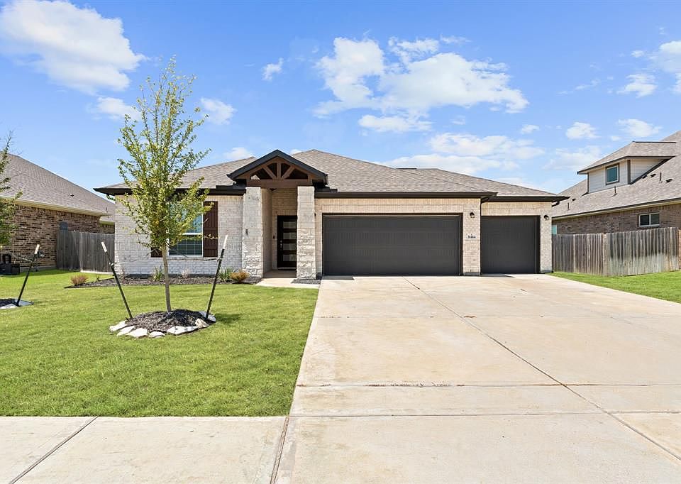 1st image of 31414 Sandpiper Creek Dr