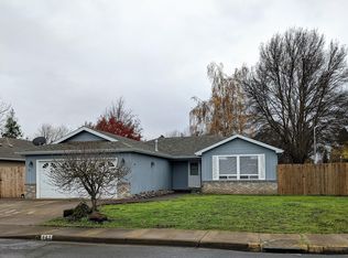 862 Isaac Way, Central Pt, OR 97502