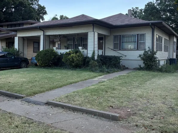 809 S Grand Ave, Cherokee, OK 73728