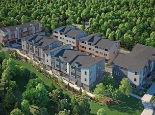 6676 135th Ct SE #B-2, Newcastle, WA 98059