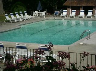 109 Southport Woods Dr, Southport, CT 06890