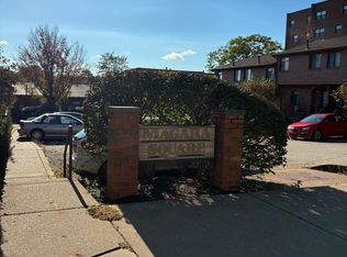 3251 Niagara Sq, Pittsburgh, PA 15213
