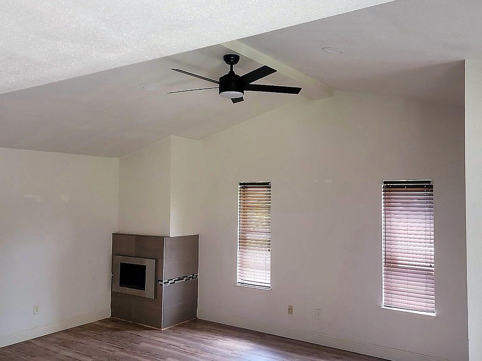 1st image of 4144 Baywoods Dr