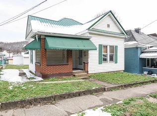 208 Jefferson St, Mannington, WV 26582