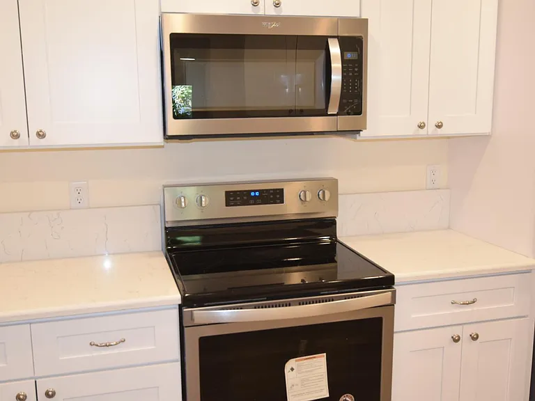 95 W 600 N — Photo 22