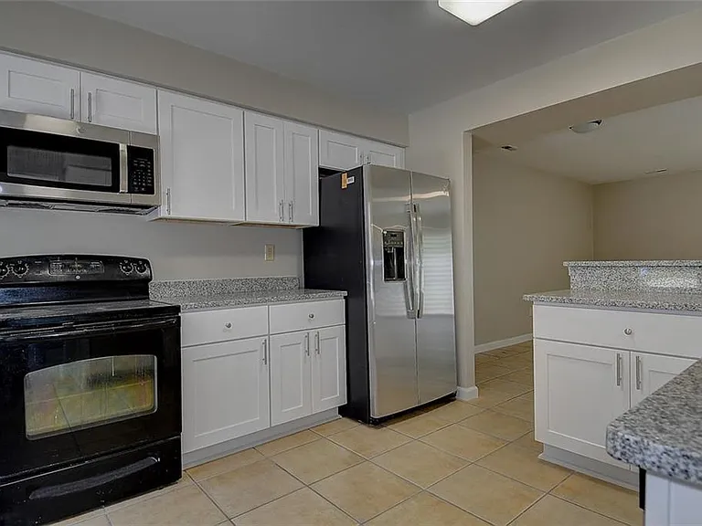 657 Aubrey Dr — Photo 10