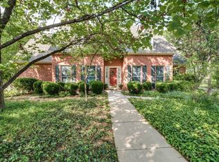909 Whitney Ct, Denton, TX 76205