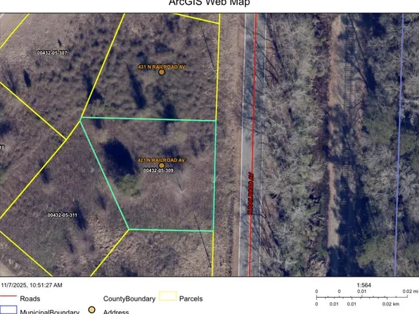 421 N Railroad Ave., Johnsonville, SC 29555