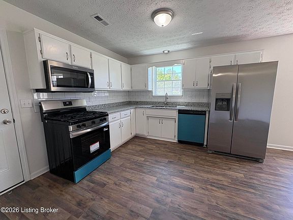 2nd image of 275 5th Ave