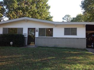 2721 Elizabeth St, Muskogee, OK 74401