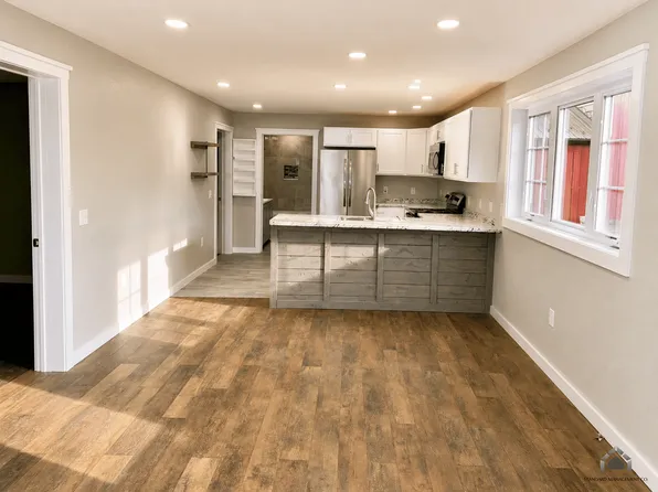 410 China Rd #1, Waterville, ME 04901