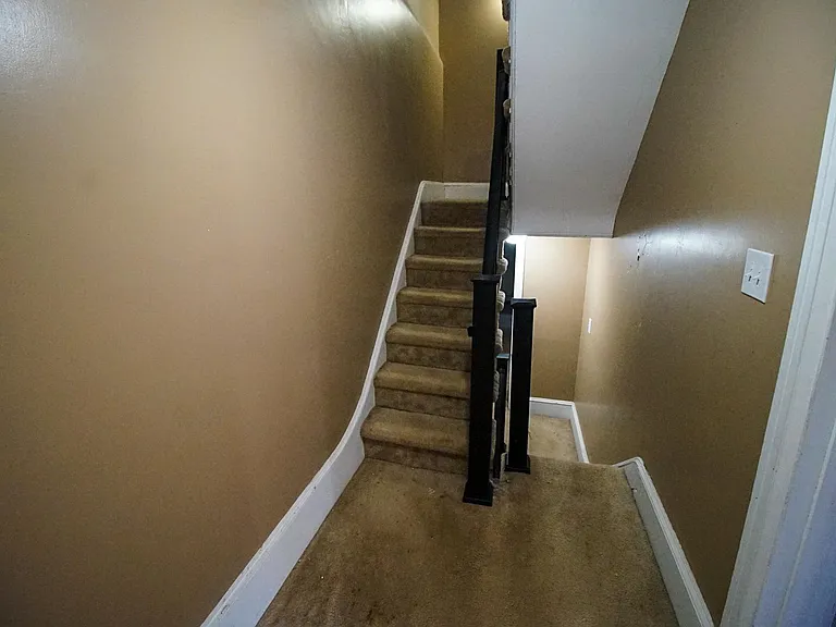 32 Market St — Photo 14