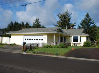 2980 Greenbriar St, Reedsport, OR 97467