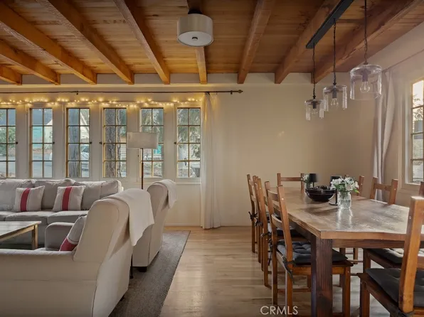 388 Heliotrope Dr, Lake Arrowhead, CA 92352
