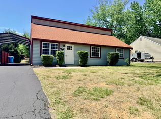 4626 Horseman Dr NE, Roanoke, VA 24019