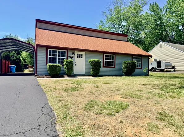 4626 Horseman Dr NE, Roanoke, VA 24019