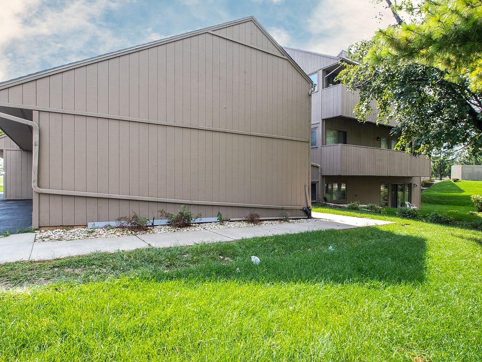 1st image of 220 Bienterra Trl APT 2E