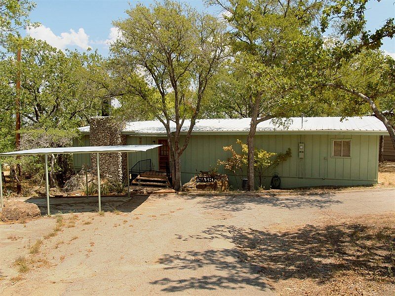 1st image of 360 Lakeside Dr