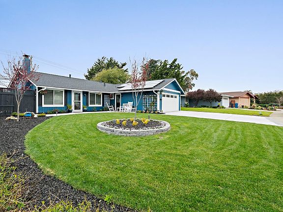 3rd image of 1502 Spinnaker Ln