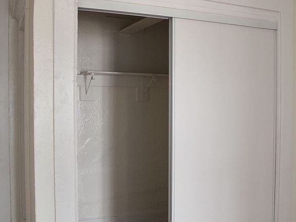 5th image of 936 Albany St APT 7
