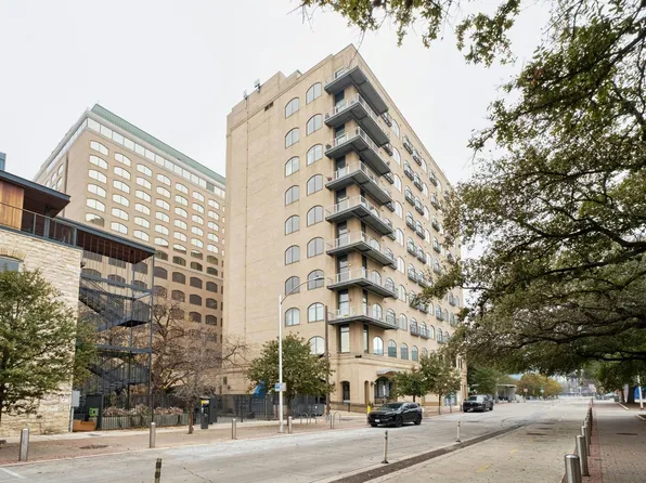 507 Sabine St APT 403, Austin, TX 78701