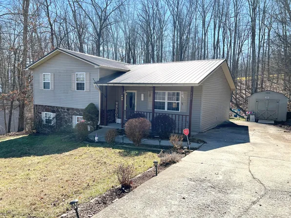 125 Azalea Ln, Big Stone Gap, VA 24219