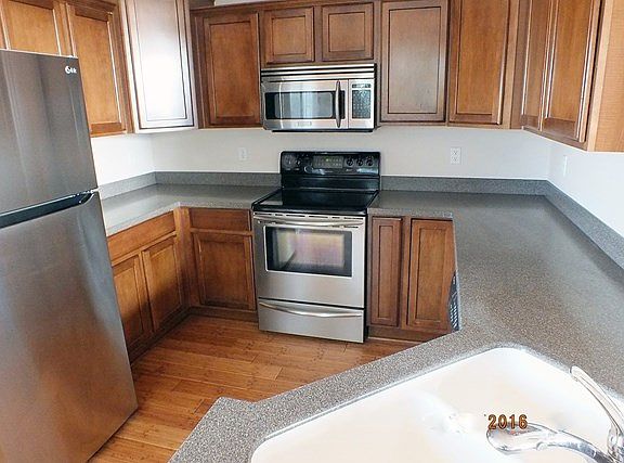 4th image of 807 NE Bunky Ln
