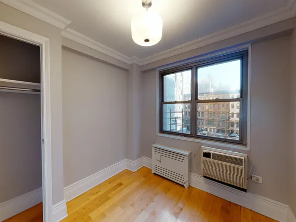 50 West 97th Street image 5 of 8