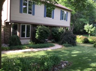 21145 W Brandon Rd, Kildeer, IL 60047