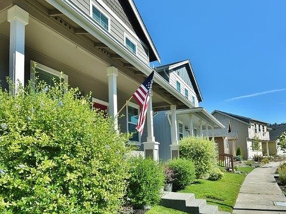 3rd image of 4544 Abalone St