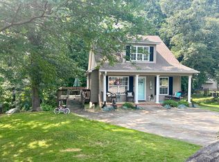 128 Shining Rock Ct, Boiling Springs, SC 29316