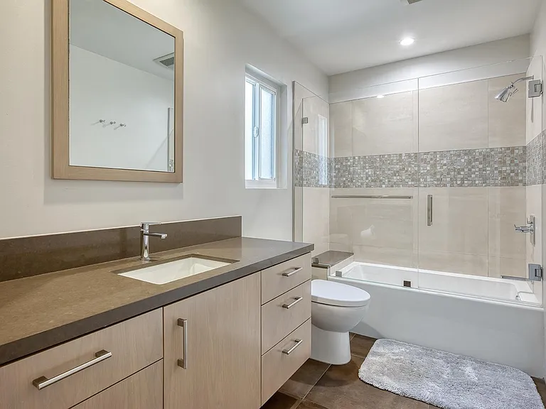 1342 Stanford St #7 — Photo 15