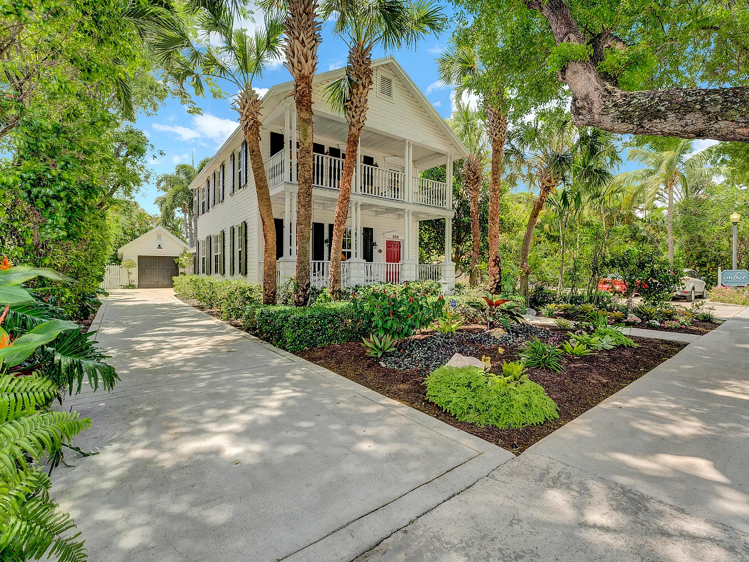 4 bed, 3.5 bath, 2513 sqft, $16,000 — Photo 1
