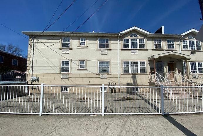 2nd image of 17311 110th Ave