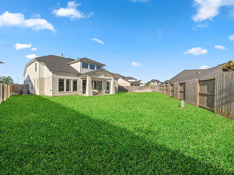 4814 Highland Stream Ct — Photo 36