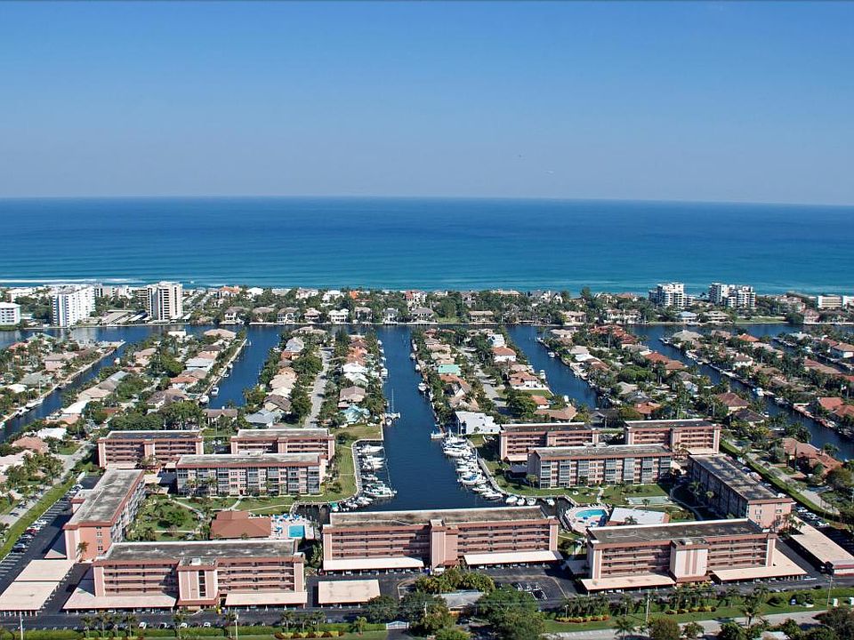 1st image of 901 Gardenia Dr APT 176