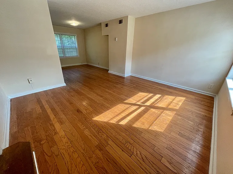 1663 Valley Ave — Photo 25