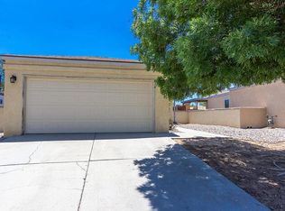 1084 Sand Dune Rd NE, Rio Rancho, NM 87144