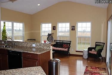 3rd image of 3845 Swinton Cir