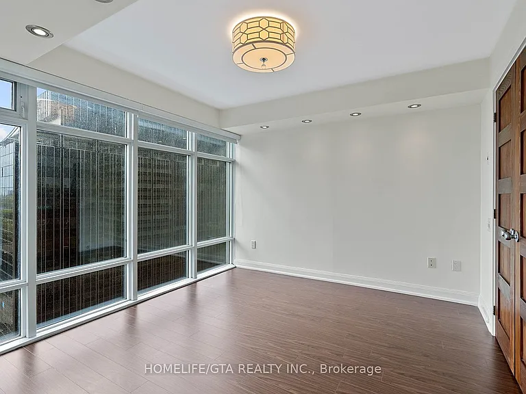 2191 Yonge St #1905 — Photo 17